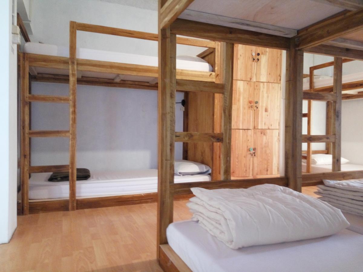 Tani Jiwo Hostel Diyeng Zewnętrze zdjęcie