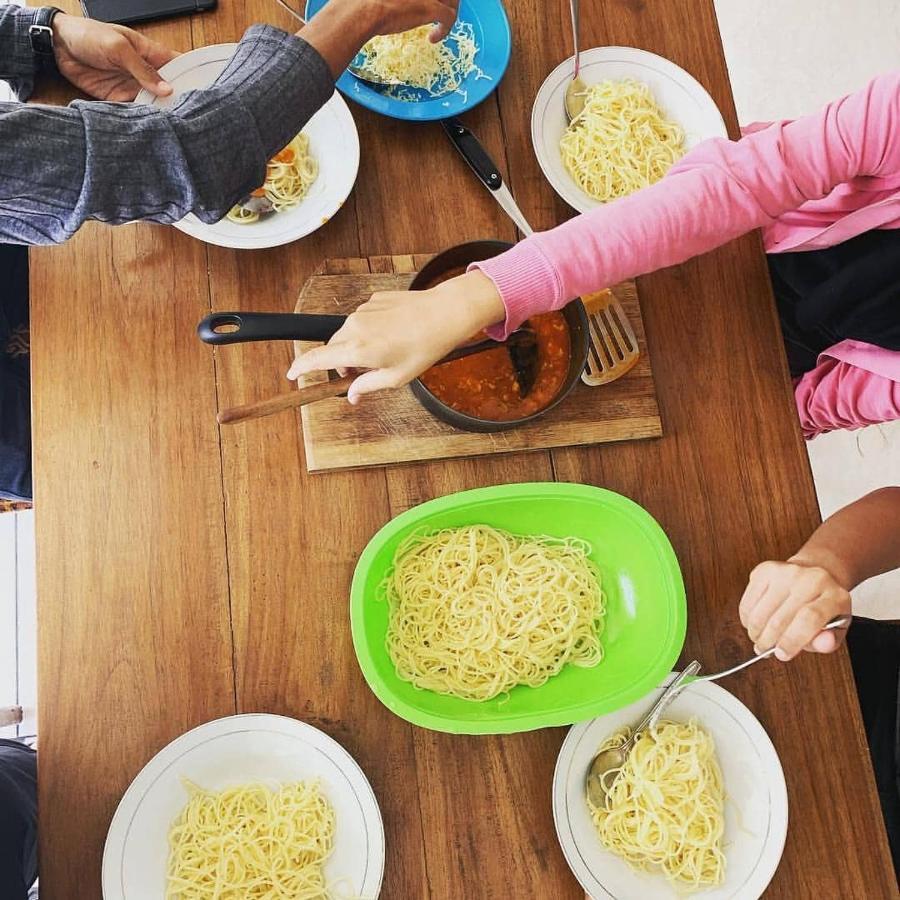 Tani Jiwo Hostel Diyeng Zewnętrze zdjęcie