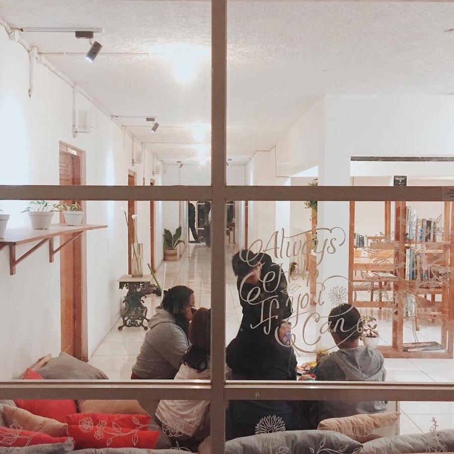 Tani Jiwo Hostel Diyeng Zewnętrze zdjęcie